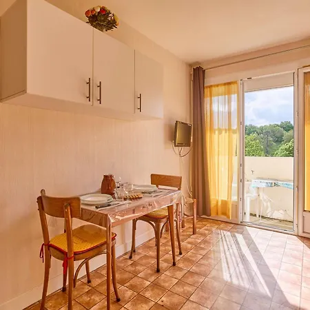 Lumineux Avec Balcon Expose Sud Pour 2 Personnes - Fr-1-841-46 Barbotan-les-Thermes